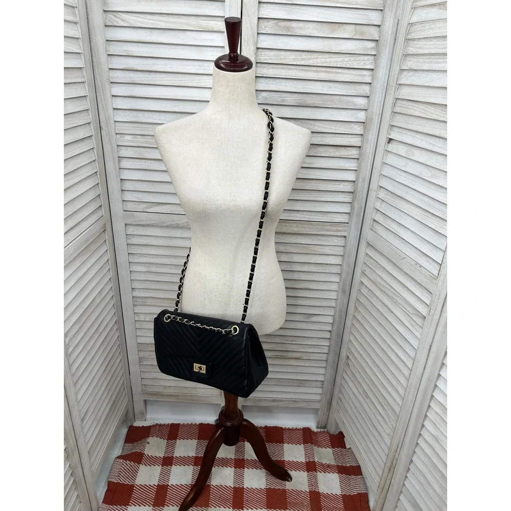 Black Quilted Flap Bag Large Purse Convertible Chevron Minimalist lux